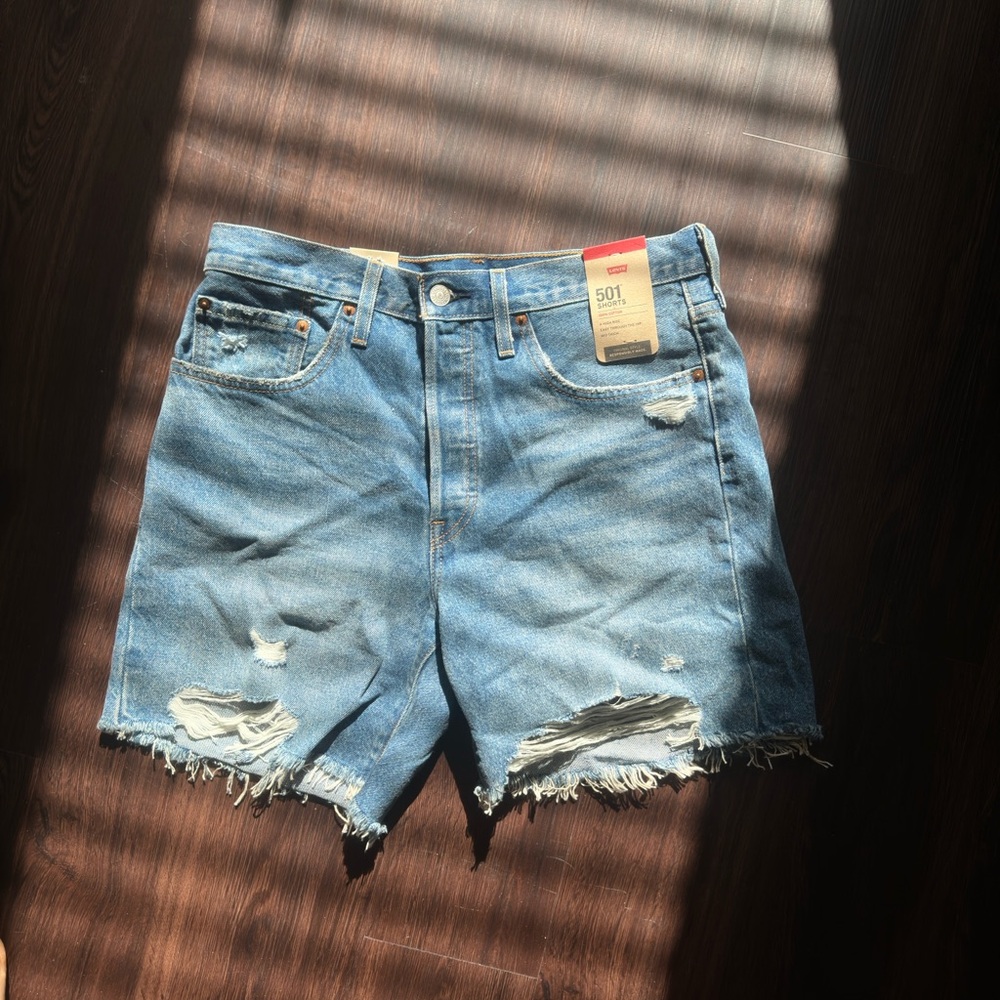 NWT Levi's 501® Mid Thigh Women's Jean Shorts